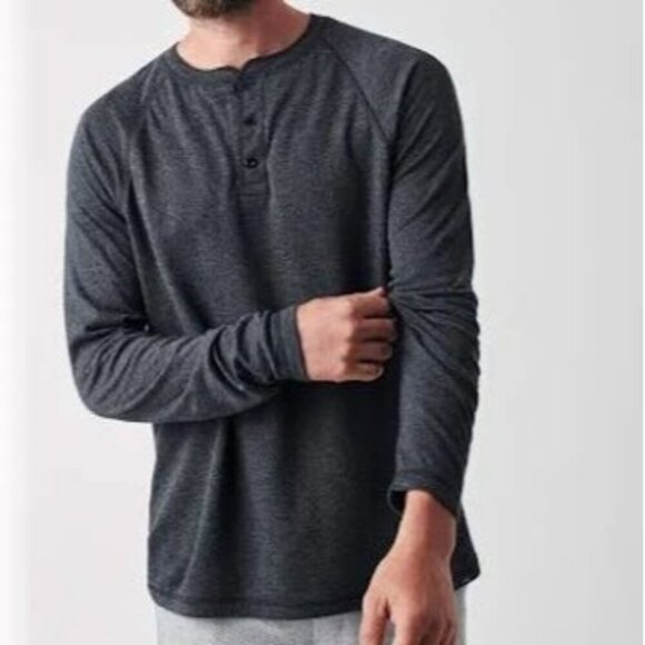 Faherty Long-Sleeve Newport Cloud Cotton Blend Henley; Charcoal Size Extra Large - Picture 1 of 10